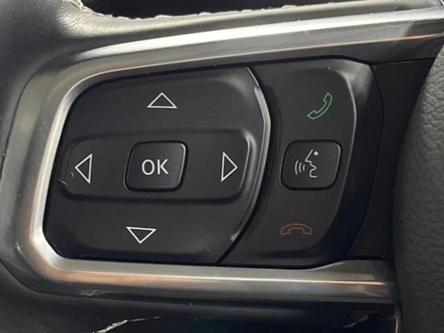ジープ・ラングラーアンリミテッド サハラ　革シート　Ｕコネクトナビ　ＡｐｐｌｅＣａｒＰｌａｙ　フルセグＴＶ　Ｂｌｕｅｔｏｏｔｈ　バックカメラ　アクティブクルーズコントロール　ブラインドスポット　ＬＥＤヘッドランプ　ステアリングヒーター（57枚目）