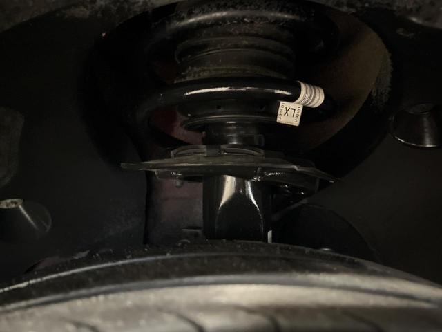 ＭＩＮＩ クーパーＤ　クラブマン　格子ステッチ入り革シートセット　ペッパーパッケージ　アクティブクルーズコントロール　シートヒーター　パワーシート　純正ナビ　バックカメラ　インテリジェントセーフティ　純正黒塗装ＡＷ　ＬＥＤヘッドライト（21枚目）