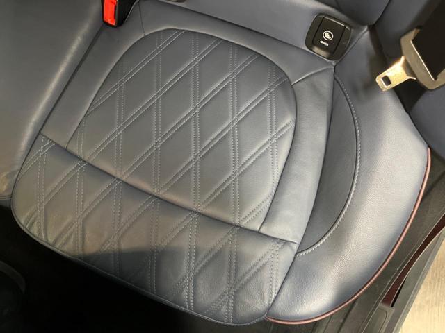 ＭＩＮＩ クーパーＤ　クラブマン　格子ステッチ入り革シートセット　ペッパーパッケージ　アクティブクルーズコントロール　シートヒーター　パワーシート　純正ナビ　バックカメラ　インテリジェントセーフティ　純正黒塗装ＡＷ　ＬＥＤヘッドライト（30枚目）