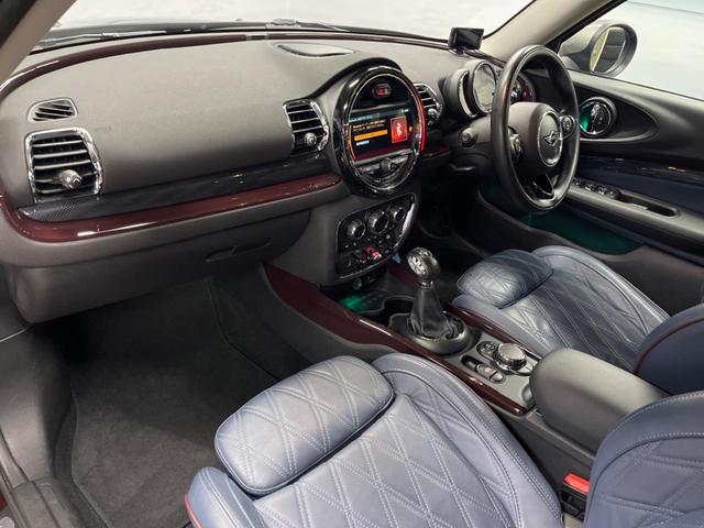 ＭＩＮＩ クーパーＤ　クラブマン　格子ステッチ入り革シートセット　ペッパーパッケージ　アクティブクルーズコントロール　シートヒーター　パワーシート　純正ナビ　バックカメラ　インテリジェントセーフティ　純正黒塗装ＡＷ　ＬＥＤヘッドライト（39枚目）