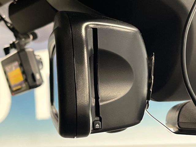 ＭＩＮＩ クーパーＤ　クラブマン　格子ステッチ入り革シートセット　ペッパーパッケージ　アクティブクルーズコントロール　シートヒーター　パワーシート　純正ナビ　バックカメラ　インテリジェントセーフティ　純正黒塗装ＡＷ　ＬＥＤヘッドライト（40枚目）