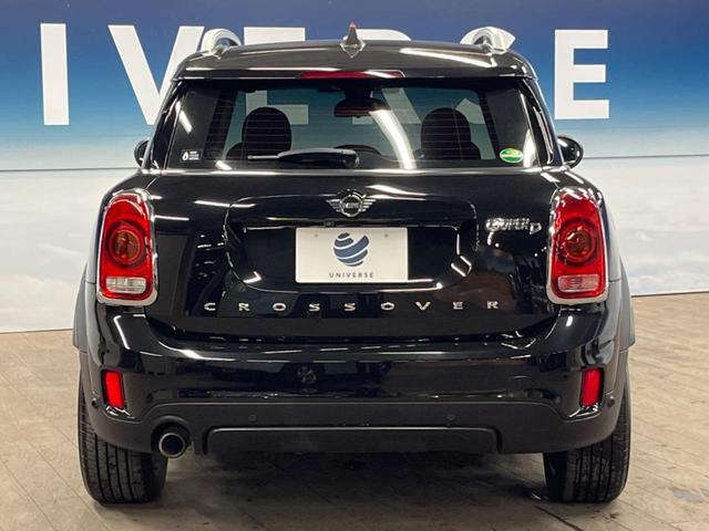 ＭＩＮＩ クーパーＤ　クロスオーバー　ペッパーパッケージ　アダプティブクルーズコントロール　インテリジェントセーフティ　純正ナビ　バックカメラ　純正黒塗装ＡＷ　電動リアゲート　Ｂｌｕｅｔｏｏｔｈ　ＬＥＤヘッドライト　アンビエントライト（16枚目）