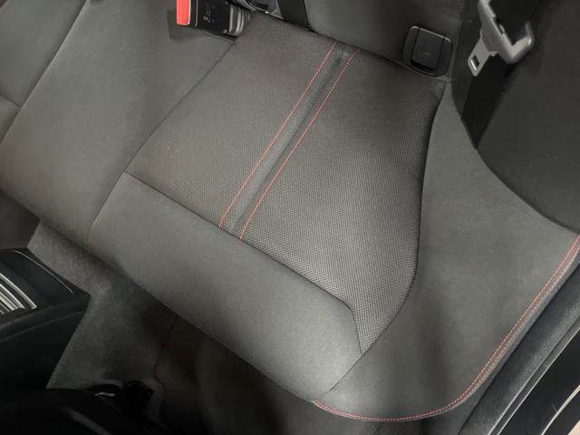 １シリーズ １１８ｄ　スタイル　パーキングサポートパッケージ　インテリジェントセーフティ　純正ナビ　バックカメラ　Ｂｌｕｅｔｏｏｔｈ　ＬＥＤヘッドライト　クルーズコントロール　ドライブモードセレクト　ＥＴＣ内蔵ルームミラー　禁煙車（30枚目）