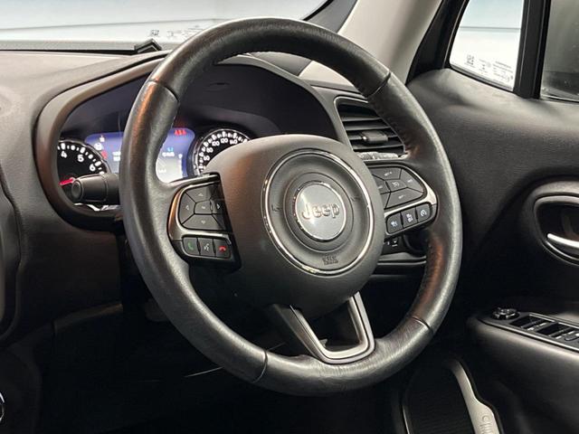 ジープ・レネゲード リミテッド　１オーナー　アダプティブクルーズコントロール　レーンアシスト　ブラインドスポットアシスト　黒革シート　シートヒーター　パワーシート　純正ナビ　ＡｐｐｌｅＣａｒＰｌａｙ　フルセグＴＶ　ＬＥＤヘッドライト（11枚目）