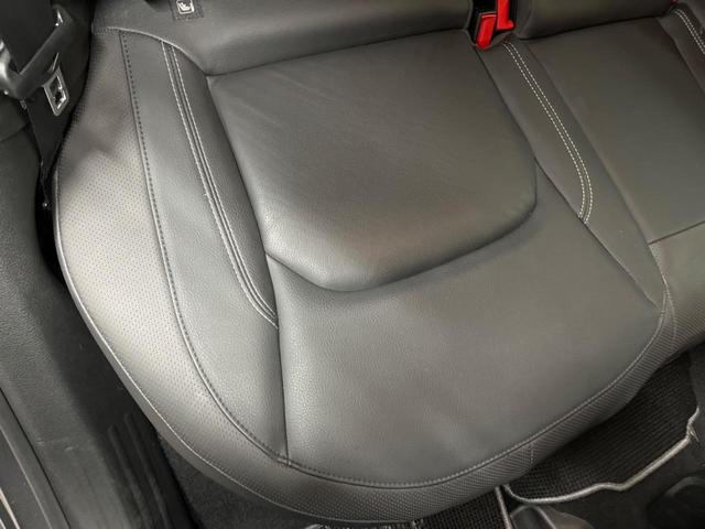 ジープ・レネゲード リミテッド　１オーナー　アダプティブクルーズコントロール　レーンアシスト　ブラインドスポットアシスト　黒革シート　シートヒーター　パワーシート　純正ナビ　ＡｐｐｌｅＣａｒＰｌａｙ　フルセグＴＶ　ＬＥＤヘッドライト（29枚目）