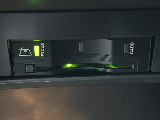 ジープ・レネゲード リミテッド　１オーナー　アダプティブクルーズコントロール　レーンアシスト　ブラインドスポットアシスト　黒革シート　シートヒーター　パワーシート　純正ナビ　ＡｐｐｌｅＣａｒＰｌａｙ　フルセグＴＶ　ＬＥＤヘッドライト（60枚目）