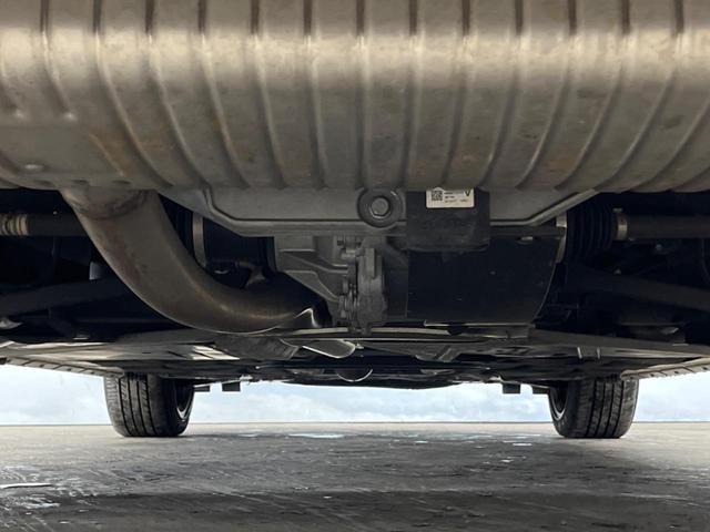 Ｘ１ ｘＤｒｉｖｅ　１８ｄ　ｘライン　ハイラインパッケージ　コンフォートパッケージ　ＯＰ１９インチアルミ　純正ナビ　リアビューカメラ　パークディスタンスコントロール　コンフォートアクセス　ミラーＥＴＣ　ドライビングアシスト　ルーフレール（20枚目）