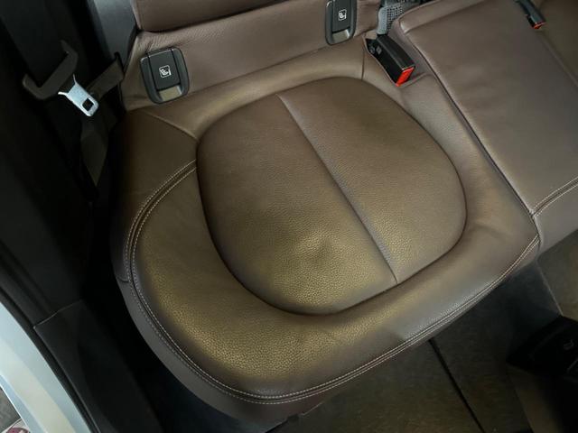 Ｘ１ ｘＤｒｉｖｅ　１８ｄ　ｘライン　ハイラインパッケージ　コンフォートパッケージ　ＯＰ１９インチアルミ　純正ナビ　リアビューカメラ　パークディスタンスコントロール　コンフォートアクセス　ミラーＥＴＣ　ドライビングアシスト　ルーフレール（29枚目）