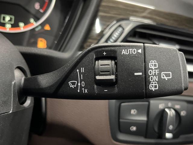 Ｘ１ ｘＤｒｉｖｅ　１８ｄ　ｘライン　ハイラインパッケージ　コンフォートパッケージ　ＯＰ１９インチアルミ　純正ナビ　リアビューカメラ　パークディスタンスコントロール　コンフォートアクセス　ミラーＥＴＣ　ドライビングアシスト　ルーフレール（59枚目）