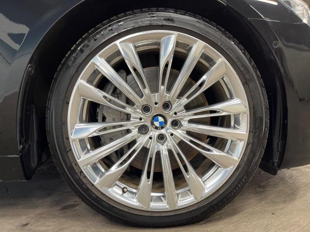 ７シリーズ ７５０Ｌｉ　Ｍスポーツ　リアコンフォートパッケージプラス　サンルーフ　純正ナビ　全周囲カメラ　全席シートヒーター＆ベンチレーション　ｈａｒｍａｎ／ｋａｒｄｏｎ　リアコンフォートシート　マルチディスプレイメーター　ＥＴＣ（37枚目）