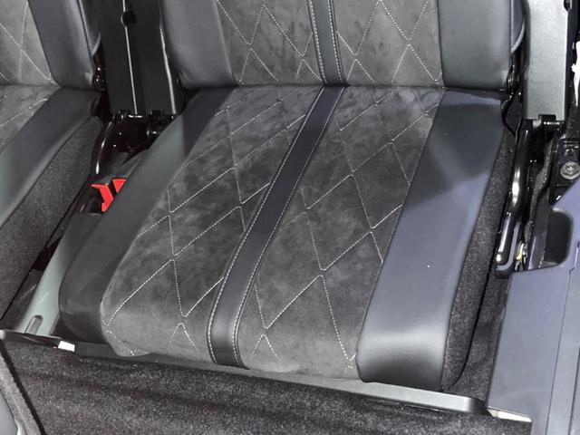 ５００８ ＧＴ　ブルーＨＤｉ　ファーストクラスパッケージ　パノラミックサンルーフ　Ａｐｐｌｅｃａｒｐｌａｙ　７人乗り　シートヒーター　パワーシート　３６０度ビジョン　純正１８インチアルミ　パワーバックドア　スポーツモード　ＥＴＣ（33枚目）