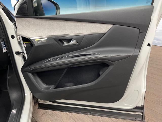 ５００８ ＧＴ　ブルーＨＤｉ　ファーストクラスパッケージ　パノラミックサンルーフ　Ａｐｐｌｅｃａｒｐｌａｙ　７人乗り　シートヒーター　パワーシート　３６０度ビジョン　純正１８インチアルミ　パワーバックドア　スポーツモード　ＥＴＣ（35枚目）