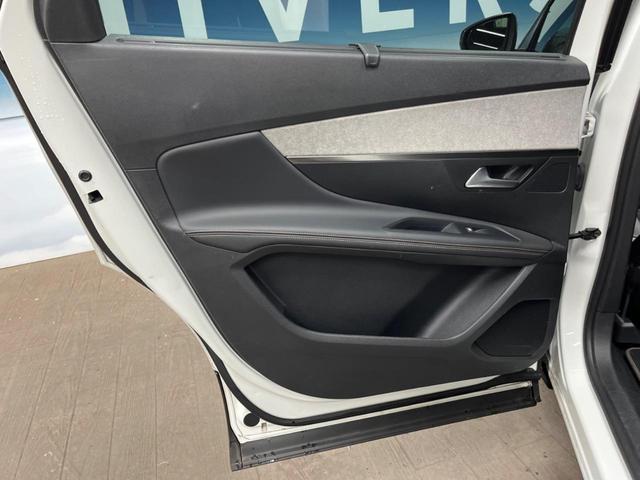 ５００８ ＧＴ　ブルーＨＤｉ　ファーストクラスパッケージ　パノラミックサンルーフ　Ａｐｐｌｅｃａｒｐｌａｙ　７人乗り　シートヒーター　パワーシート　３６０度ビジョン　純正１８インチアルミ　パワーバックドア　スポーツモード　ＥＴＣ（36枚目）