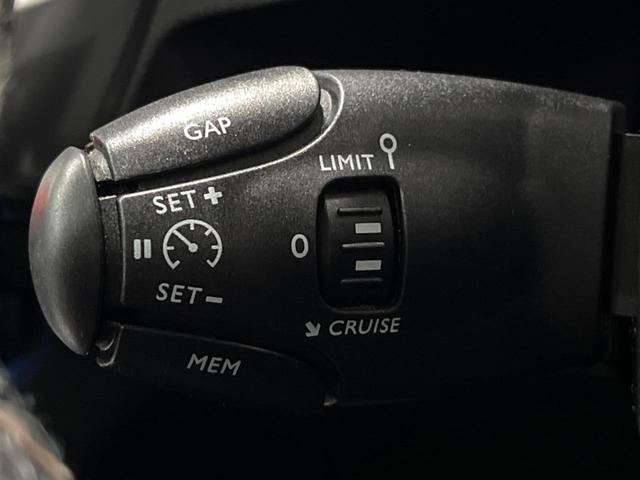 ５００８ ＧＴ　ブルーＨＤｉ　ファーストクラスパッケージ　パノラミックサンルーフ　Ａｐｐｌｅｃａｒｐｌａｙ　７人乗り　シートヒーター　パワーシート　３６０度ビジョン　純正１８インチアルミ　パワーバックドア　スポーツモード　ＥＴＣ（56枚目）