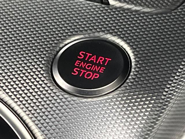 ＴＴクーペ ２．０ＴＦＳＩ　クワトロ　バーチャルコックピット　パーキングシステム　アドバンスドキー　ＬＥＤヘッドランプ　パワーシート　純正１８インチアルミ　ダイナミックターンインジケーター　革巻きステアリング　オートエアコン　ＥＴＣ（7枚目）