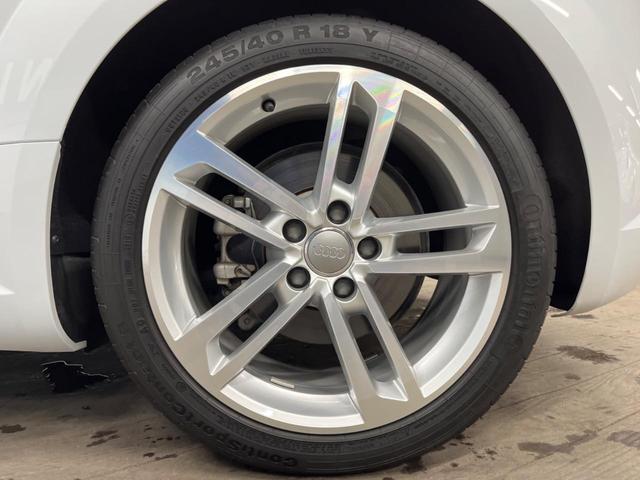 ＴＴクーペ ２．０ＴＦＳＩ　クワトロ　バーチャルコックピット　パーキングシステム　アドバンスドキー　ＬＥＤヘッドランプ　パワーシート　純正１８インチアルミ　ダイナミックターンインジケーター　革巻きステアリング　オートエアコン　ＥＴＣ（35枚目）