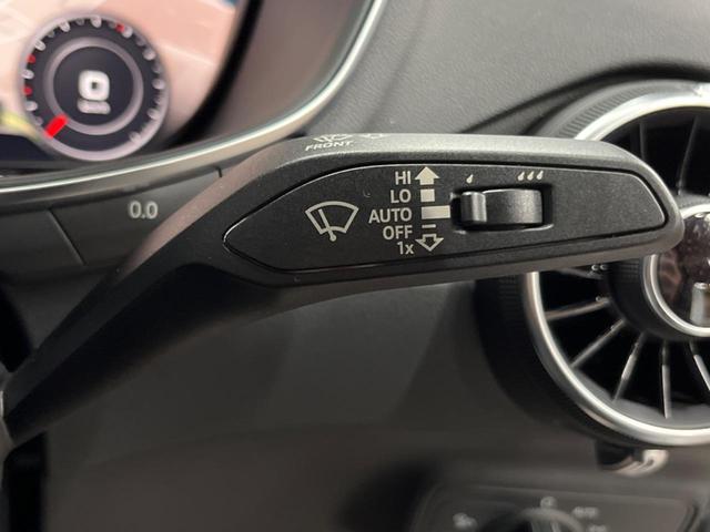 ＴＴクーペ ２．０ＴＦＳＩ　クワトロ　バーチャルコックピット　パーキングシステム　アドバンスドキー　ＬＥＤヘッドランプ　パワーシート　純正１８インチアルミ　ダイナミックターンインジケーター　革巻きステアリング　オートエアコン　ＥＴＣ（48枚目）