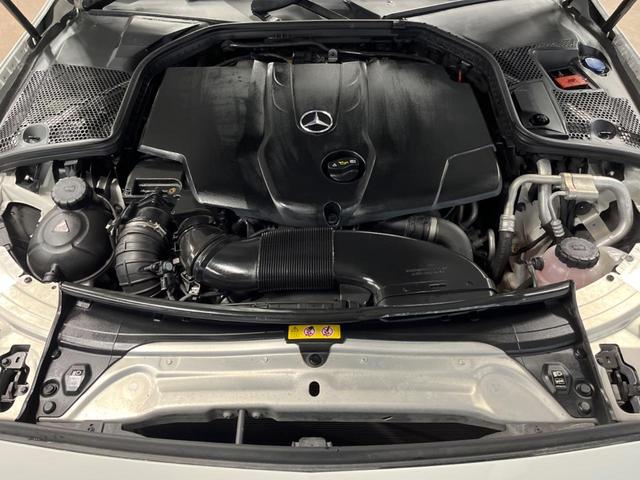 Cクラスステーションワゴン C220d ステーションワゴンローレウスエディション パノラミックスライディングルーフ レーダーセーフティパッケージ 純正ナビ フルセグ バックカメラ 黒革シート シートヒーター パワーシート パワーバックドア LEDヘッドライト LEDフォグライト(19枚目)