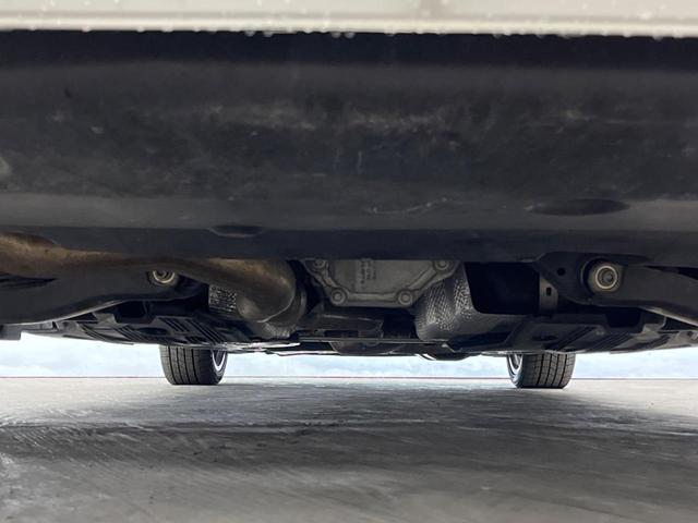 Cクラスステーションワゴン C220d ステーションワゴンローレウスエディション パノラミックスライディングルーフ レーダーセーフティパッケージ 純正ナビ フルセグ バックカメラ 黒革シート シートヒーター パワーシート パワーバックドア LEDヘッドライト LEDフォグライト(20枚目)