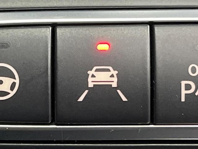 Cクラスステーションワゴン C220d ステーションワゴンローレウスエディション パノラミックスライディングルーフ レーダーセーフティパッケージ 純正ナビ フルセグ バックカメラ 黒革シート シートヒーター パワーシート パワーバックドア LEDヘッドライト LEDフォグライト(51枚目)