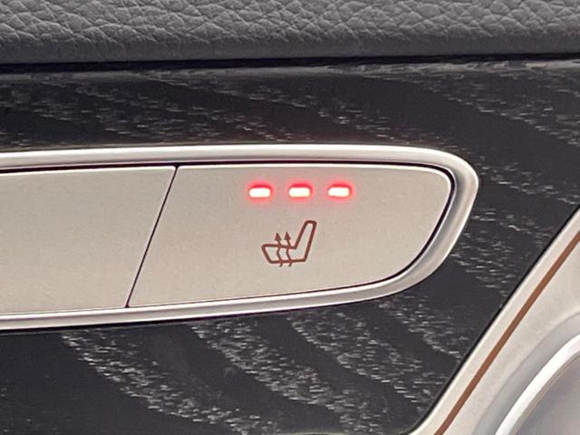 Cクラスステーションワゴン C220d ステーションワゴンローレウスエディション パノラミックスライディングルーフ レーダーセーフティパッケージ 純正ナビ フルセグ バックカメラ 黒革シート シートヒーター パワーシート パワーバックドア LEDヘッドライト LEDフォグライト(54枚目)