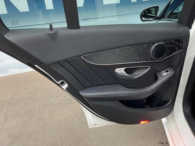 Cクラスステーションワゴン C220d ステーションワゴンローレウスエディション パノラミックスライディングルーフ レーダーセーフティパッケージ 純正ナビ フルセグ バックカメラ 黒革シート シートヒーター パワーシート パワーバックドア LEDヘッドライト LEDフォグライト(59枚目)