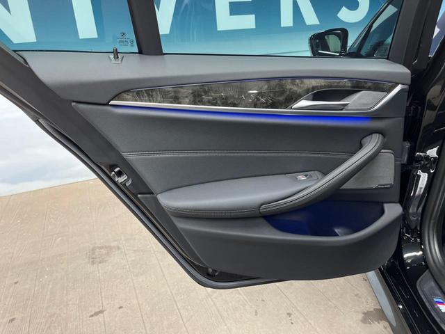 ５シリーズ ５３０ｉ　Ｍスポーツ　セレクトパッケージ　パーキングアシストプラス　ドライビングアシストプラス　純正ナビ　フルセグ　黒革シート　シートヒーター　パワーシート　パワーバックドア　ＬＥＤヘッドライト　ＬＥＤフォグライト　ＥＴＣ（33枚目）