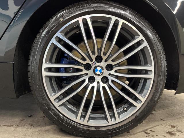 ５シリーズ ５３０ｉ　Ｍスポーツ　セレクトパッケージ　パーキングアシストプラス　ドライビングアシストプラス　純正ナビ　フルセグ　黒革シート　シートヒーター　パワーシート　パワーバックドア　ＬＥＤヘッドライト　ＬＥＤフォグライト　ＥＴＣ（37枚目）