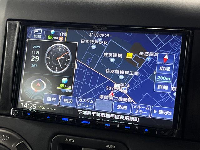ジープ・ラングラーアンリミテッド サハラ　ナビ　サイド・バックカメラ　黒革シート　シートヒーター　クルーズコントロール　ダウンヒルアシスト　オートエアコン　フォグライト　オートライト　純正１８インチアルミホイール　Ｂｌｕｅｔｏｏｔｈ　ＥＴＣ（4枚目）
