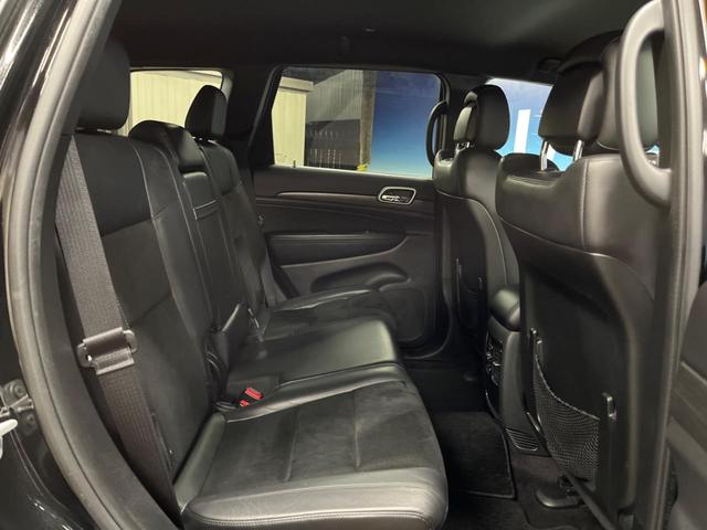 ジープ・グランドチェロキー アルティテュード 純正ナビ 地デジ リアビューカメラ 革/スエードコンビシート 純正20インチブラック塗装アルミ HIDヘッドランプ パワーシート シートヒーター スマートキー ETC(10枚目)