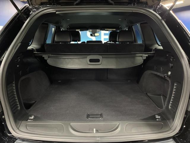 ジープ・グランドチェロキー アルティテュード 純正ナビ 地デジ リアビューカメラ 革/スエードコンビシート 純正20インチブラック塗装アルミ HIDヘッドランプ パワーシート シートヒーター スマートキー ETC(11枚目)