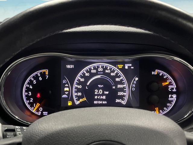 ジープ・グランドチェロキー アルティテュード 純正ナビ 地デジ リアビューカメラ 革/スエードコンビシート 純正20インチブラック塗装アルミ HIDヘッドランプ パワーシート シートヒーター スマートキー ETC(53枚目)