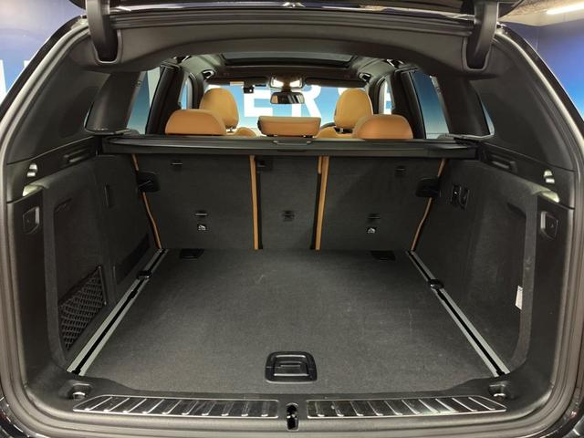 Ｘ３ ｘＤｒｉｖｅ　２０ｄ　Ｍスポーツハイラインパッケージ　セレクトパッケージ（パノラマサンルーフ／ｈａｒｍａｎｋａｒｄｏｎ）　ハイラインパッケージ（革シート／シートヒーター）　パーキングアシストプラス　ドライビングアシストプラス　純正ナビ　パワーバックドア（11枚目）