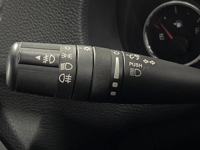 ジープ・ラングラーアンリミテッド スポーツ クルーズコントロール SDナビ フルセグTV Bluetooth ブラックハードトップ 禁煙車 純正17インチアルミ オートエアコン LEDヘッドライト フロントリアフォグランプ ETC(46枚目)