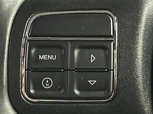 ジープ・ラングラーアンリミテッド スポーツ クルーズコントロール SDナビ フルセグTV Bluetooth ブラックハードトップ 禁煙車 純正17インチアルミ オートエアコン LEDヘッドライト フロントリアフォグランプ ETC(48枚目)
