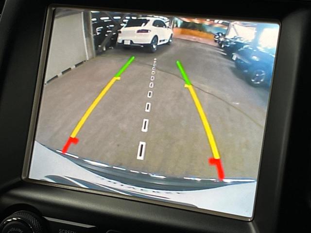 ジープ・グランドチェロキー リミテッド　純正ナビ　フルセグ　フロント・サイド・バックカメラ　エアサスペンション　パークアシスト　黒革シート　シートヒーター　パワーシート　パワーバックドア　オートハイビーム　フォグライト　オートエアコン（5枚目）