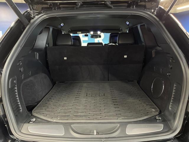 ジープ・グランドチェロキー リミテッド　純正ナビ　フルセグ　フロント・サイド・バックカメラ　エアサスペンション　パークアシスト　黒革シート　シートヒーター　パワーシート　パワーバックドア　オートハイビーム　フォグライト　オートエアコン（11枚目）