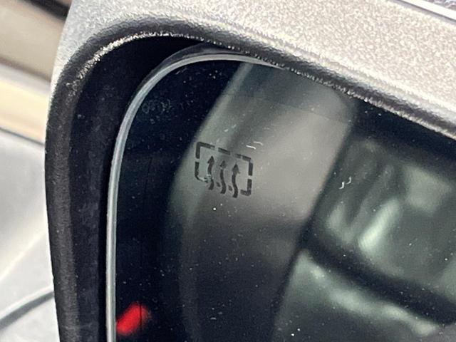 ジープ・グランドチェロキー リミテッド　純正ナビ　フルセグ　フロント・サイド・バックカメラ　エアサスペンション　パークアシスト　黒革シート　シートヒーター　パワーシート　パワーバックドア　オートハイビーム　フォグライト　オートエアコン（47枚目）