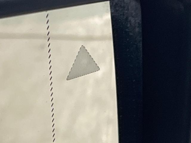 ジープ・ラングラーアンリミテッド サハラ　純正ナビ　フルセグ　バックカメラ　アダプティブクルーズコントロール　ブラインドスポットアシスト　黒革シート　シートヒーター　ＬＥＤヘッドライト　ＬＥＤフォグライト　オートハイビーム　スマートエントリー（8枚目）