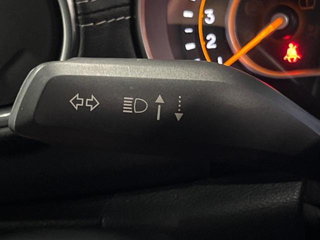 ジープ・ラングラーアンリミテッド サハラ　純正ナビ　フルセグ　バックカメラ　アダプティブクルーズコントロール　ブラインドスポットアシスト　黒革シート　シートヒーター　ＬＥＤヘッドライト　ＬＥＤフォグライト　オートハイビーム　スマートエントリー（59枚目）