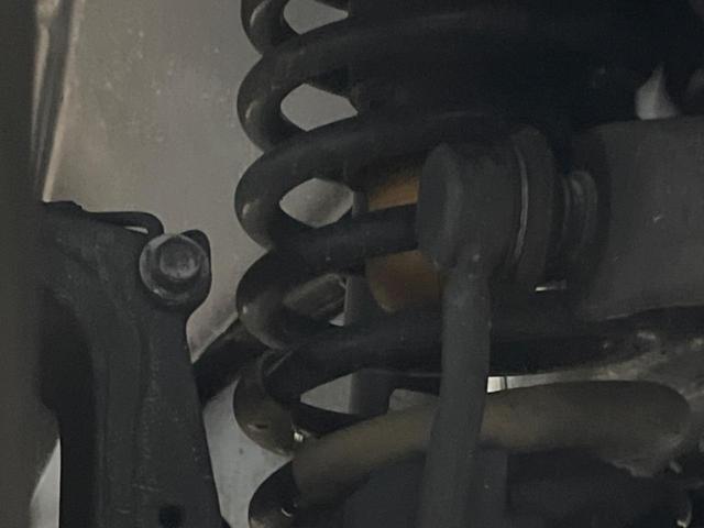 ジープ・ラングラーアンリミテッド サハラ　純正ナビ　Ａｐｐｌｅｃａｒｐｌａｙ　フルセグ　フロント・サイド・バックカメラ　アダプティブクルーズコントロール　ブラインドスポットアシスト　黒革シート　シートヒーター　デュアルオートエアコン　ＥＴＣ（62枚目）