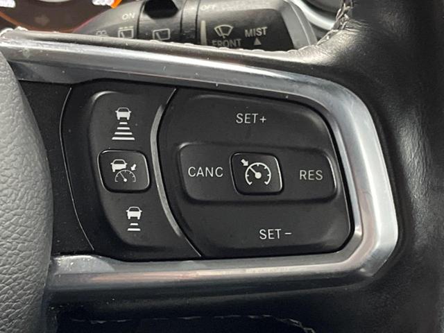 ジープ・ラングラーアンリミテッド サハラ　純正ナビ　フルセグ　Ａｐｐｌｅｃａｒｐｌａｙ　フロント・サイド・バックカメラ　アダプティブクルーズコントロール　パークセンサー　黒革シート　シートヒーター　ＬＥＤヘッドライト　ＬＥＤフォグライト（8枚目）