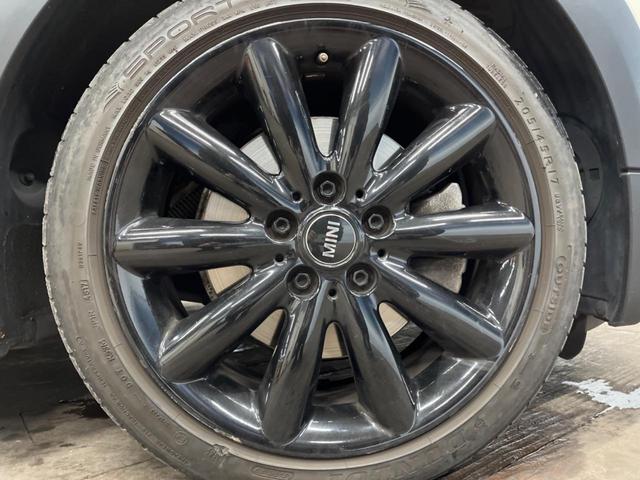 ＭＩＮＩ クーパーＳＤ　５ドア　ペッパーパッケージ　インテリジェントセーフティ　クルーズコントロール　ナビゲーションパッケージ　リアビューカメラ　パークディスタンスコントロール　純正１７インチアルミ　Ｂｌｕｅｔｏｏｔｈ（27枚目）