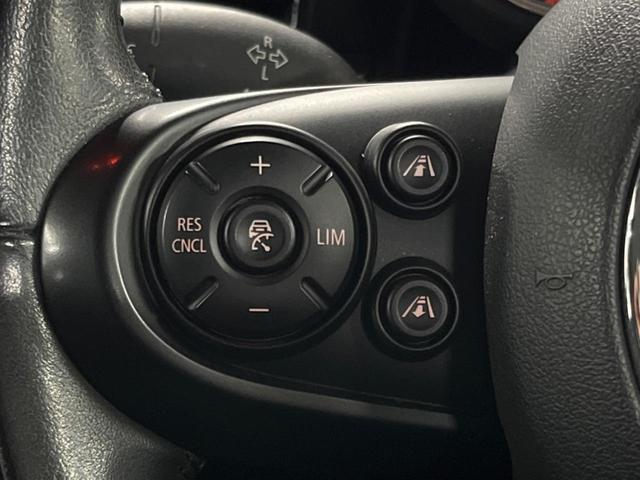 ＭＩＮＩ クーパーＳＤ　クラブマン　ペッパーＰＫＧ　ＵＪテールランプ　純正ナビゲーション　バックカメラ　Ｂｌｕｅｔｏｏｔｈ　パークディスタンスコントロール　アクティブクルーズコントロール　インテリジェントセーフティ　コンフォートアクセス（4枚目）