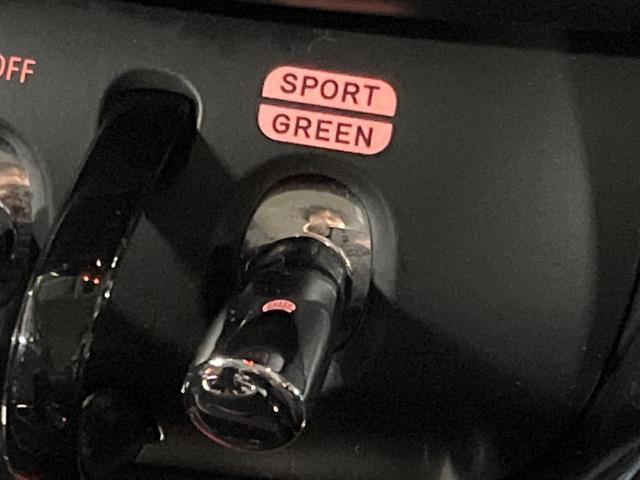 ＭＩＮＩ クーパーＳＤ　クラブマン　ペッパーＰＫＧ　ＵＪテールランプ　純正ナビゲーション　バックカメラ　Ｂｌｕｅｔｏｏｔｈ　パークディスタンスコントロール　アクティブクルーズコントロール　インテリジェントセーフティ　コンフォートアクセス（8枚目）