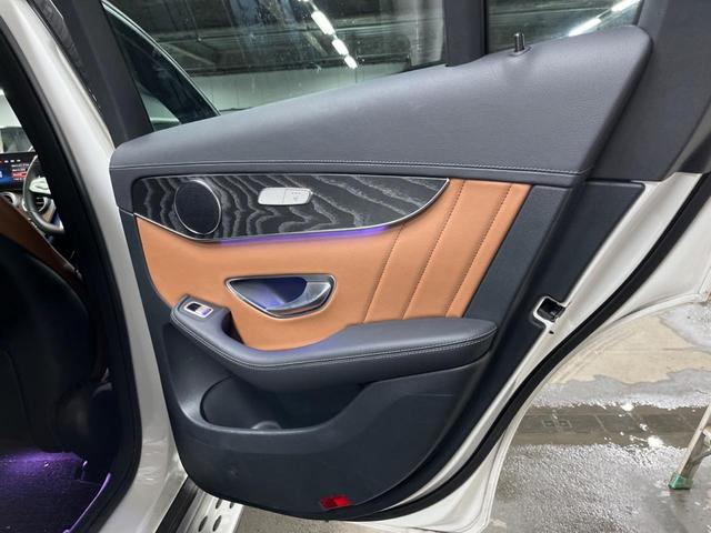 ＧＬＣ ＧＬＣ２２０ｄ４マチッククーペＡＭＧラインパッケージ　サンルーフ　レザーエクスクルーシブパッケージ　ブラウンレザー　ベンチレーション　コックピッドディスプレイ　Ｂｕｒｍｅｓｔｅｒサウンド　ユーザーエクスペリエンス　全周囲カメラ　フルセグ　パワーバックドア（33枚目）