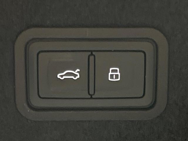 A8 55TFSIクワトロ サンルーフ Bang&Olufsenプレミアムサウンド 純正ナビ 360°カメラ シートヒータ― シートベンチレーション バーチャルコックピット マトリクスLEDヘッドランプ 茶革シート フルセグTV(61枚目)