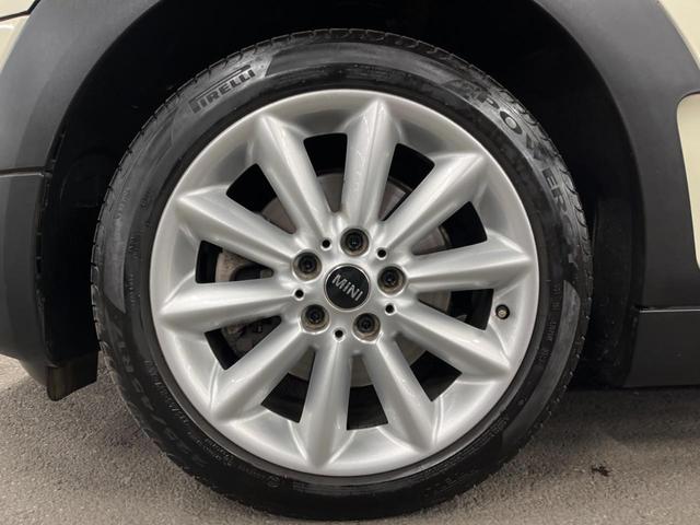 ＭＩＮＩ クーパー　クラブマン　ペッパーパッケージ　純正ナビ　リアビューカメラ　クルーズコントロール　Ｂｌｕｅｔｏｏｔｈ　コンフォートアクセス　エキサイトメントパッケージ　スルーローディングシステム　ＥＴＣ　禁煙車（27枚目）