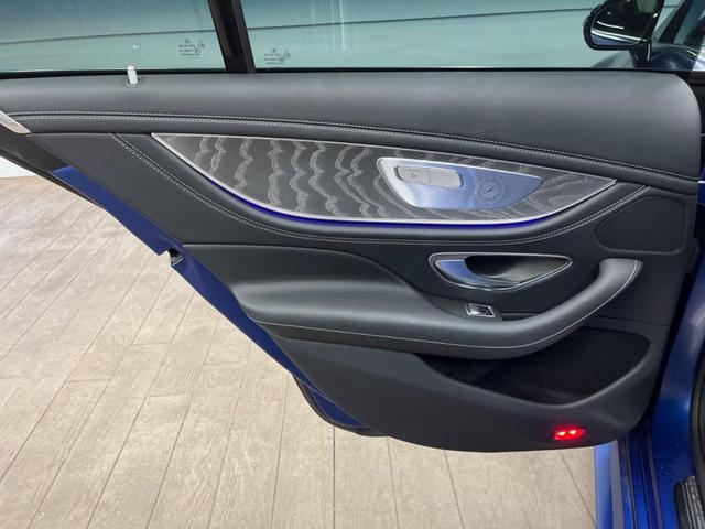 ＧＴ ４ドアクーペ ４３　４マチック＋　ライドコントロール＋パッケージ　サンルーフ　ｂｕｒｍｅｓｔｅｒサウンド　ＡＭＧ　ＲＩＤＥ　ＣＯＮＴＲＯＬ＋エアサスペンション　ＡＭＧダイナミックセレクト　シートベントレーション　インテリジェントドライブ　アッシュウッドインテア（32枚目）