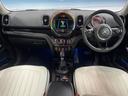 MINI クーパーD クロスオーバー ペッパーパッケージ 純正ナビ アダプティブクルーズコントロール シートヒーター パワーバックドア LEDヘッドライト LEDフォグライト ルーフレール Bluetooth コンフォートアクセス ETC 中古車画像_2